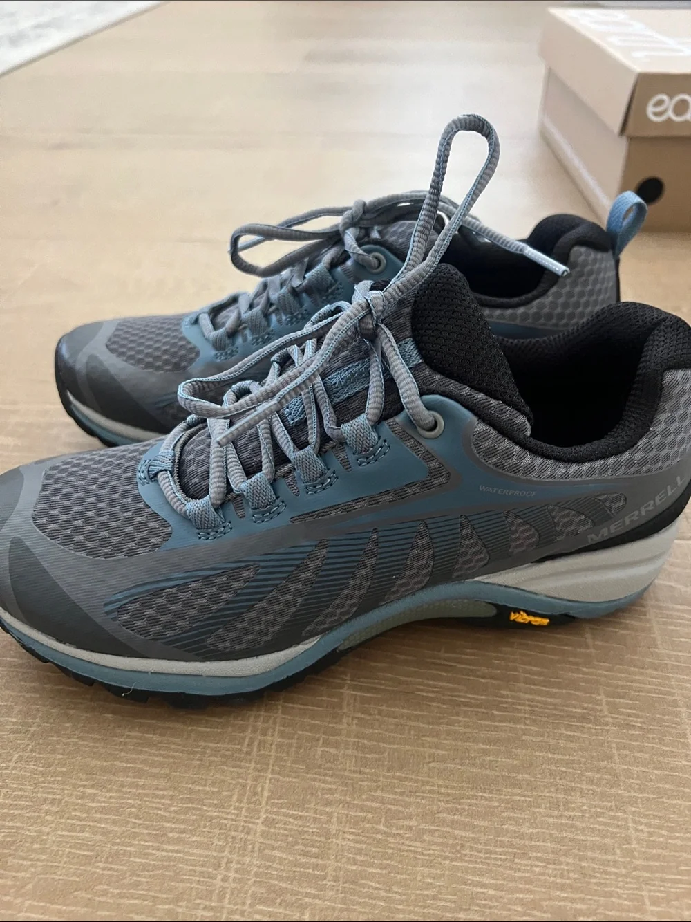 Merrell Women's Siren Edge 3 Trail Running Shoes in rock blue